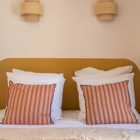 Apartment Sous Les Toits De Montmartre