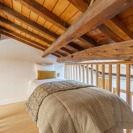 Apartment Sous Les Toits De Montmartre Paris